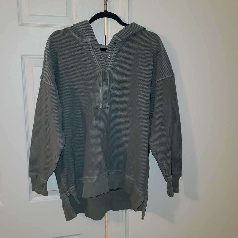 Aerie oversized green sweatshirt